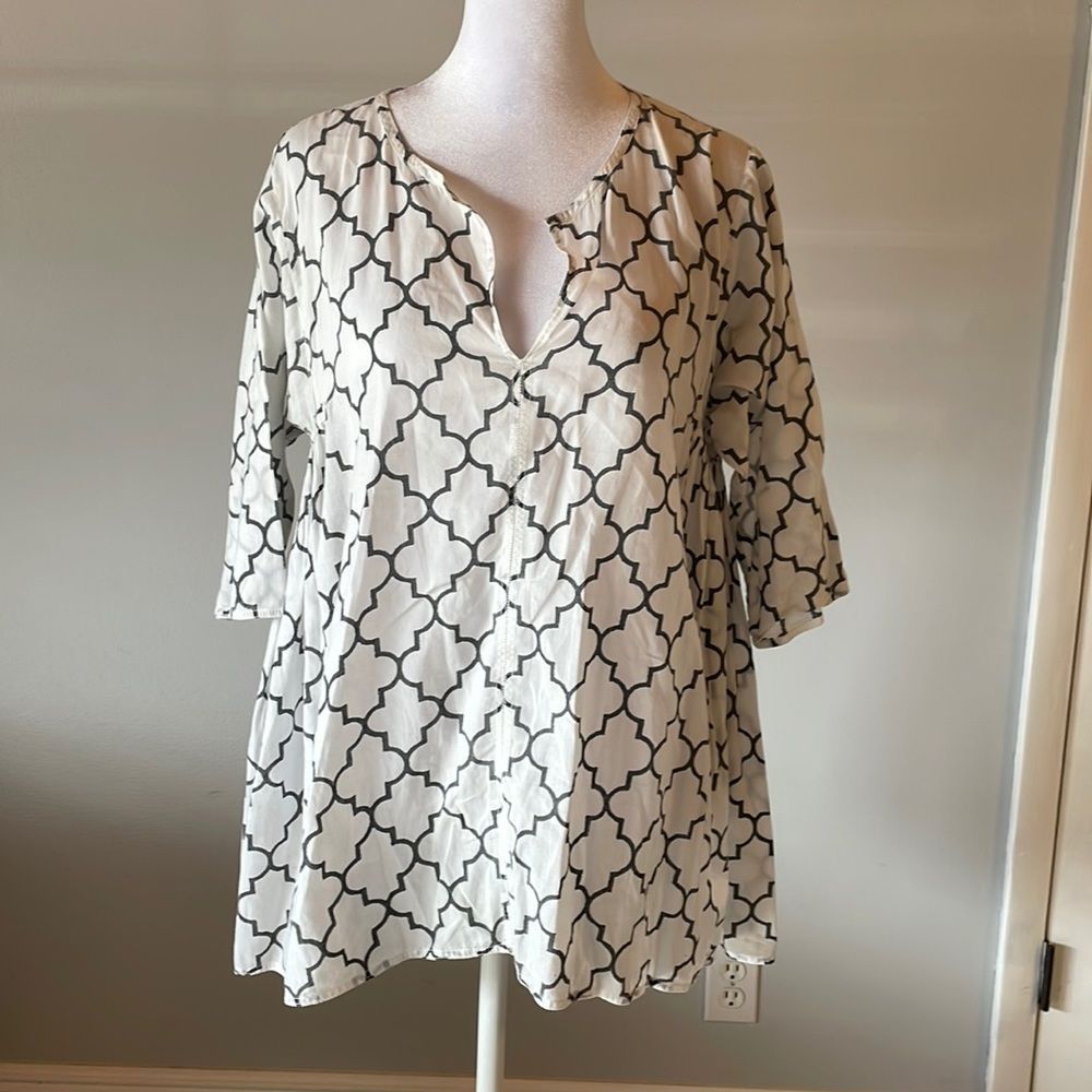 [Roberta Roller Rabbit] White/Gray Pattern Blouse - Size XS